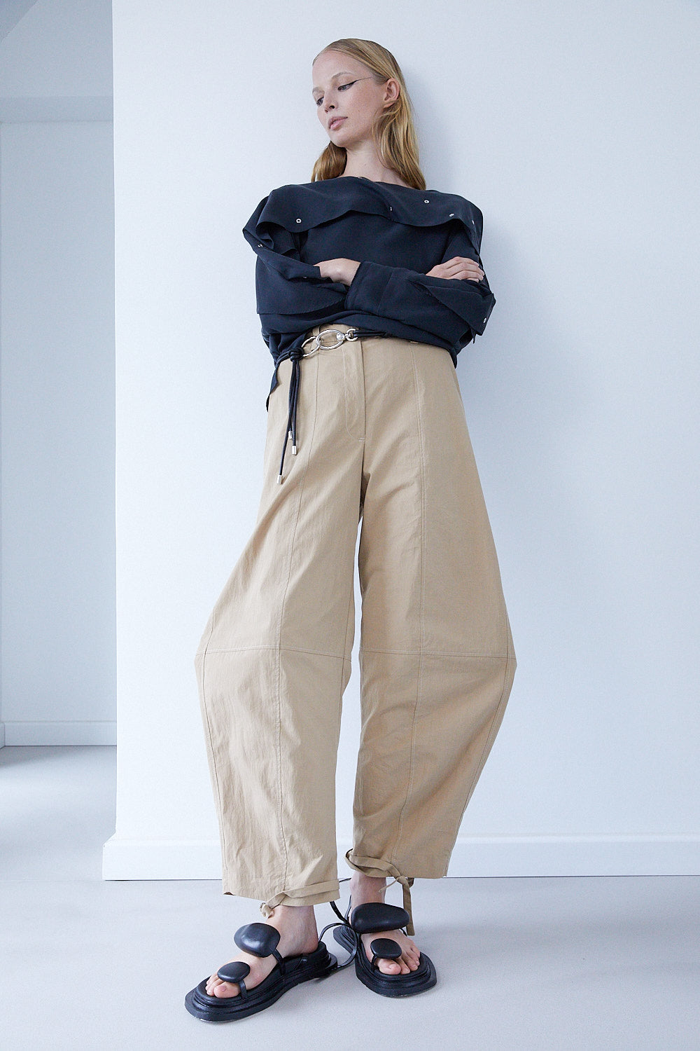 Dry Cotton Barrel Pants