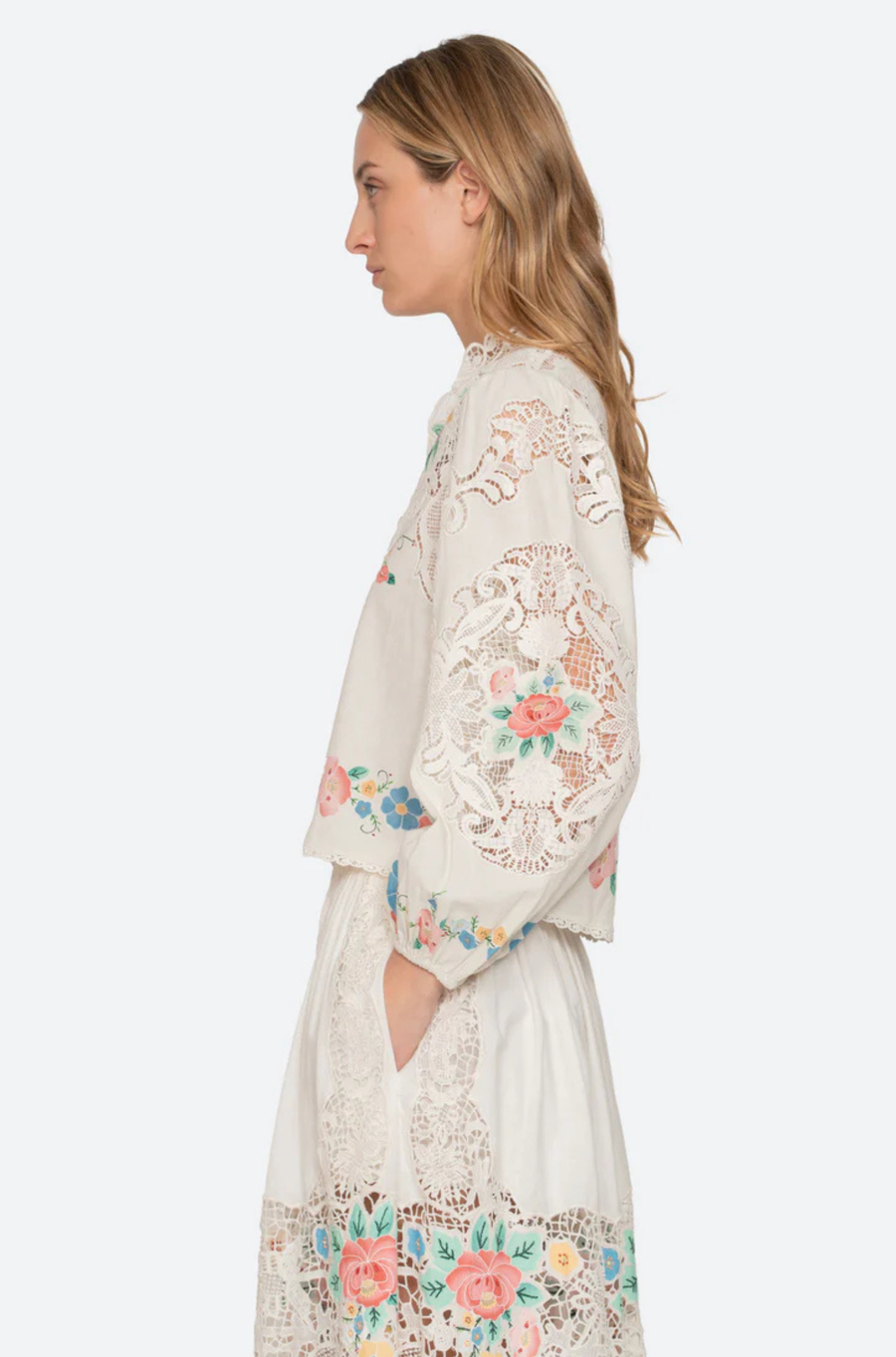 Astrid Embroidery Blouse