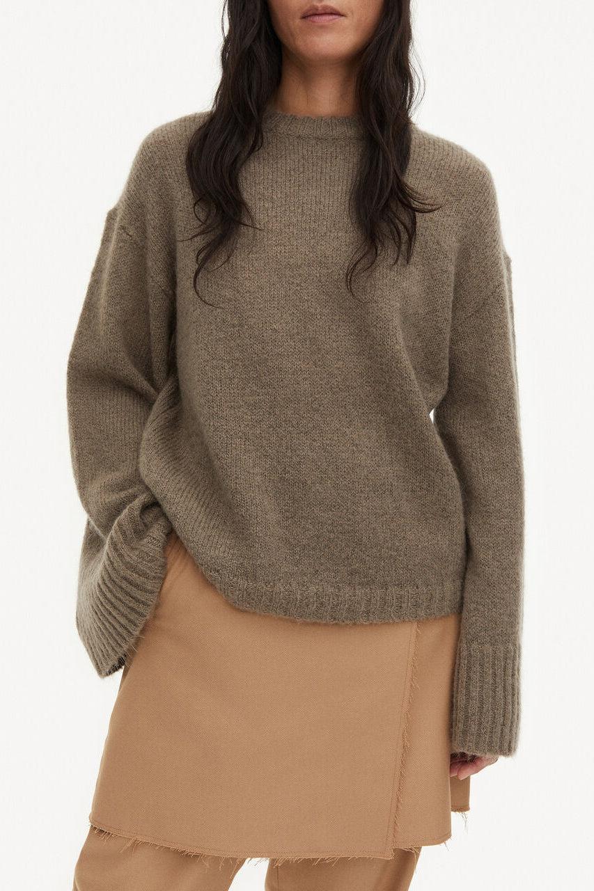 Cierra Pullover in Rock-Sweater-By Malene Birger-Debs Boutique